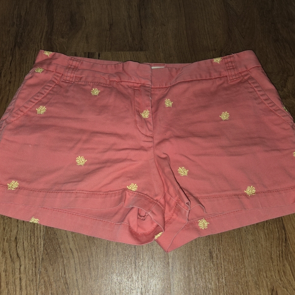 J Crew Chino Shorts Coral with Yellow Turtles - Picture 1 of 5